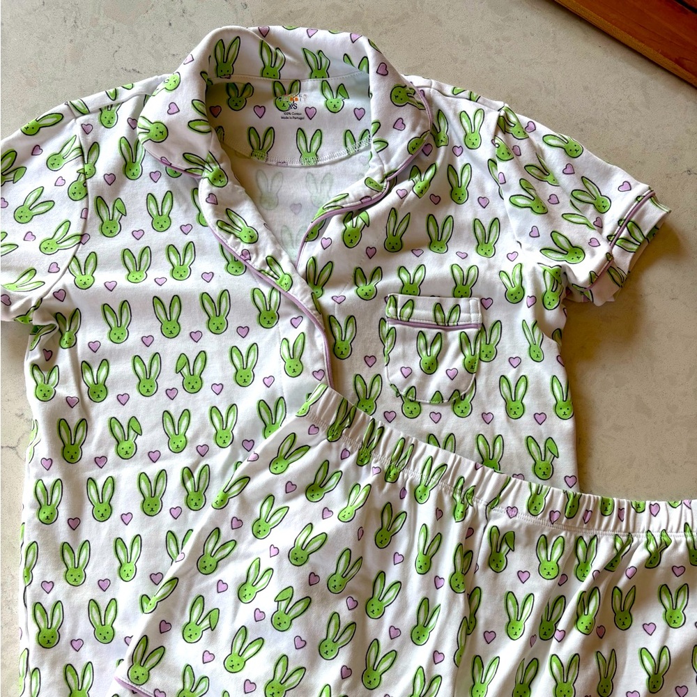 Roller Rabbit Women’s Love of Bunnies Pajama Set